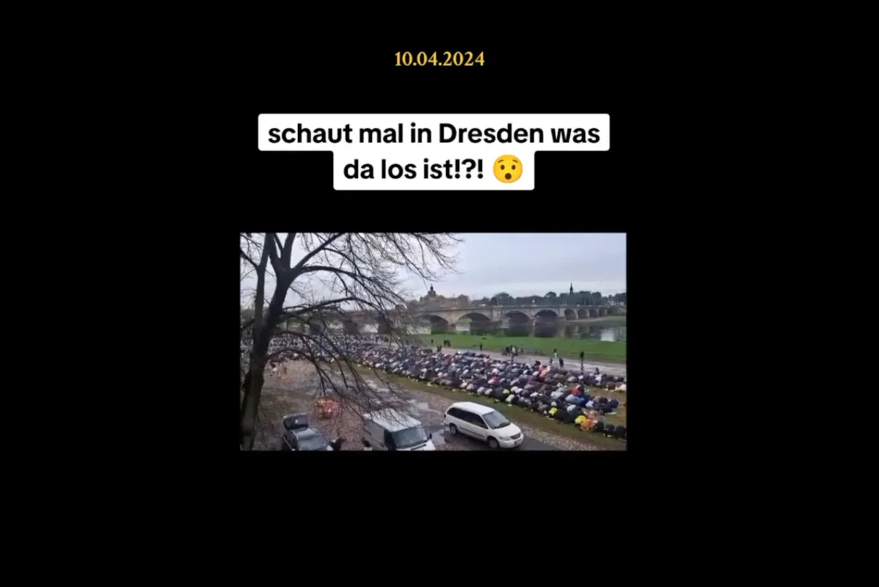 Im Video sind Hunderte Muslime beim Gebet an der Uferpromenade zu sehen.