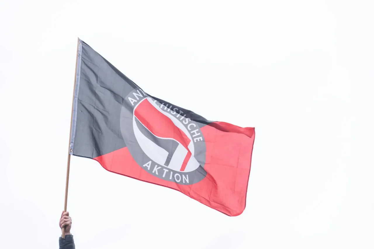 In dem Vereinshaus findet monatlich ein offenes Antifa-Treffen statt.