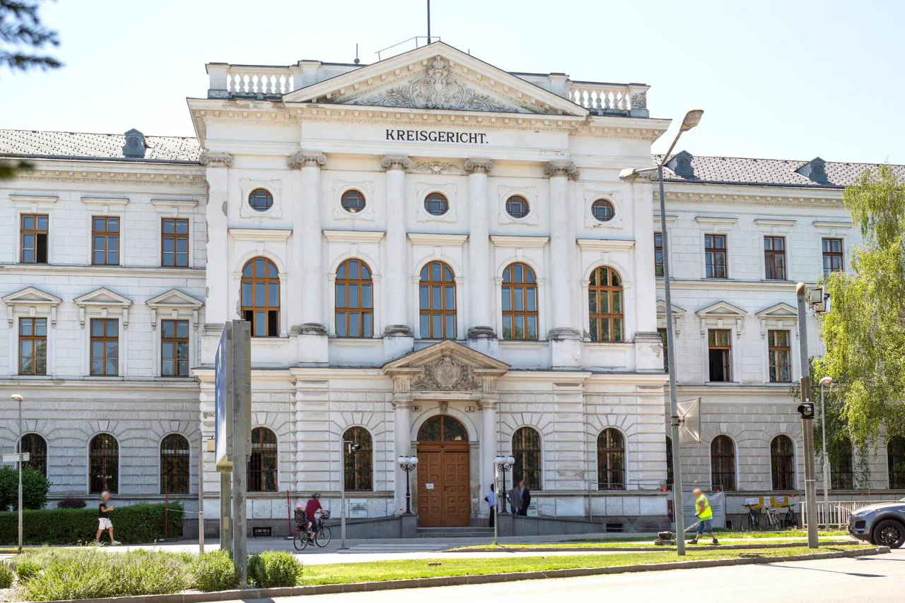 Am Mittwoch entschied das Landesgericht Wiener Neustadt, den Verdächtigen in Untersuchungshaft zu nehmen.