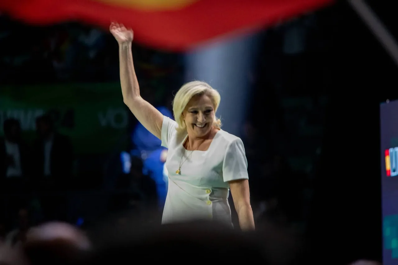 Marine Le Pen (RN) bei einem politischen Besuch in Spanien.