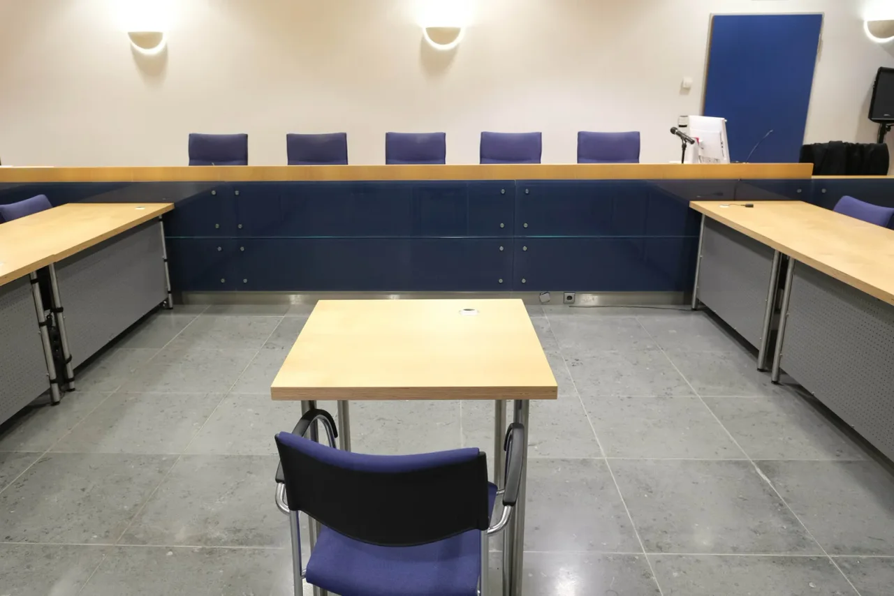 Der Prozess gegen den Mann beginnt am 08. August, bis zum 11. September sind fünf Verhandlungstage angesetzt.