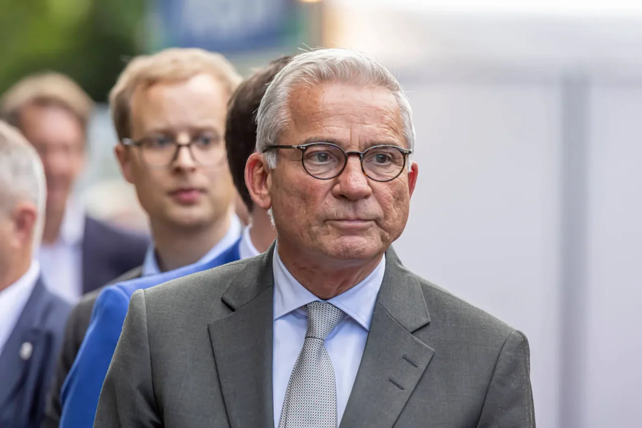 Sowohl die FDP als auch die AfD kritisieren Innenminister Strobl für seine Haltung gegenüber Gefährdern.