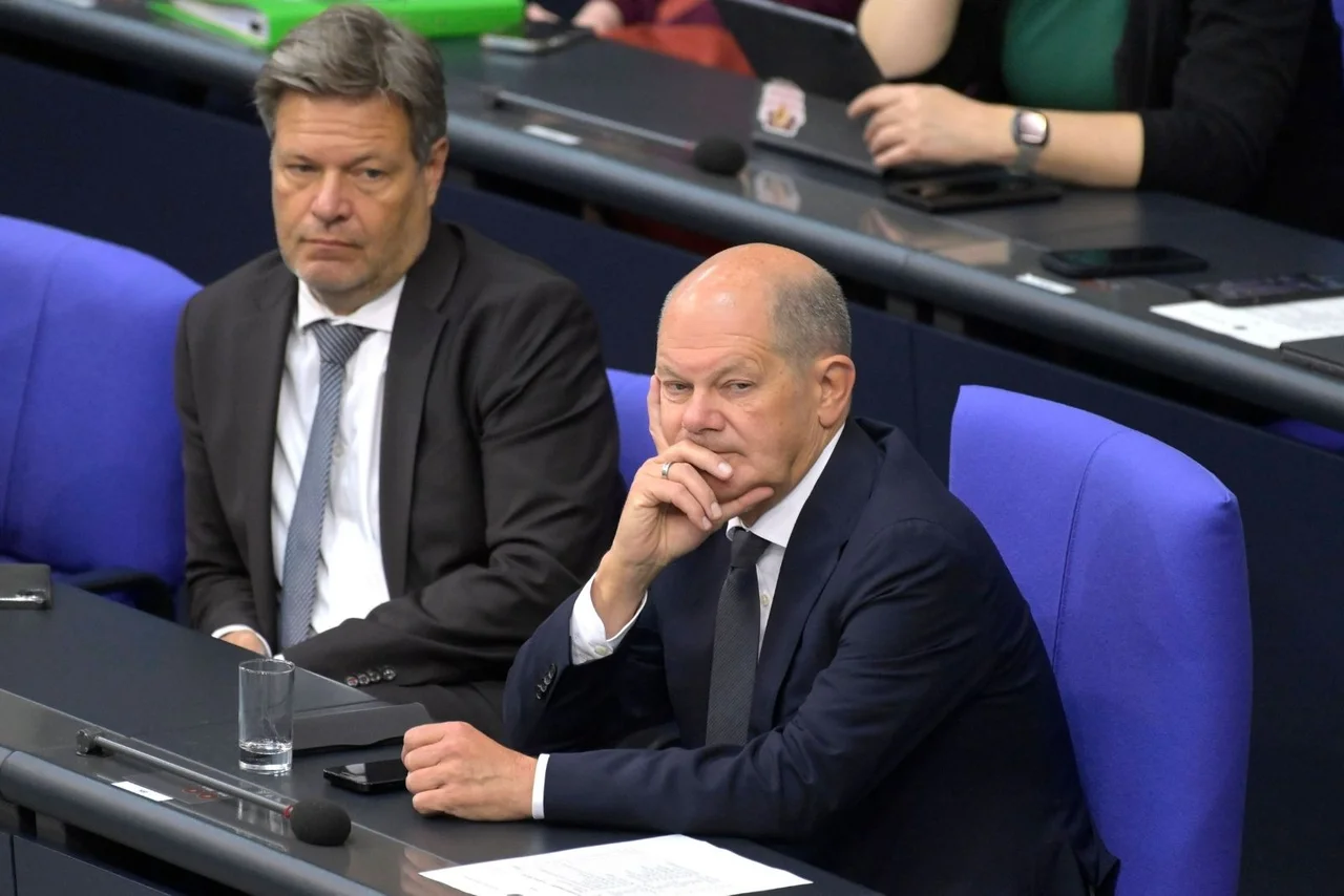 Wirtschaftsminister Habeck (Grüne) und Bundeskanzler Scholz (SPD).
