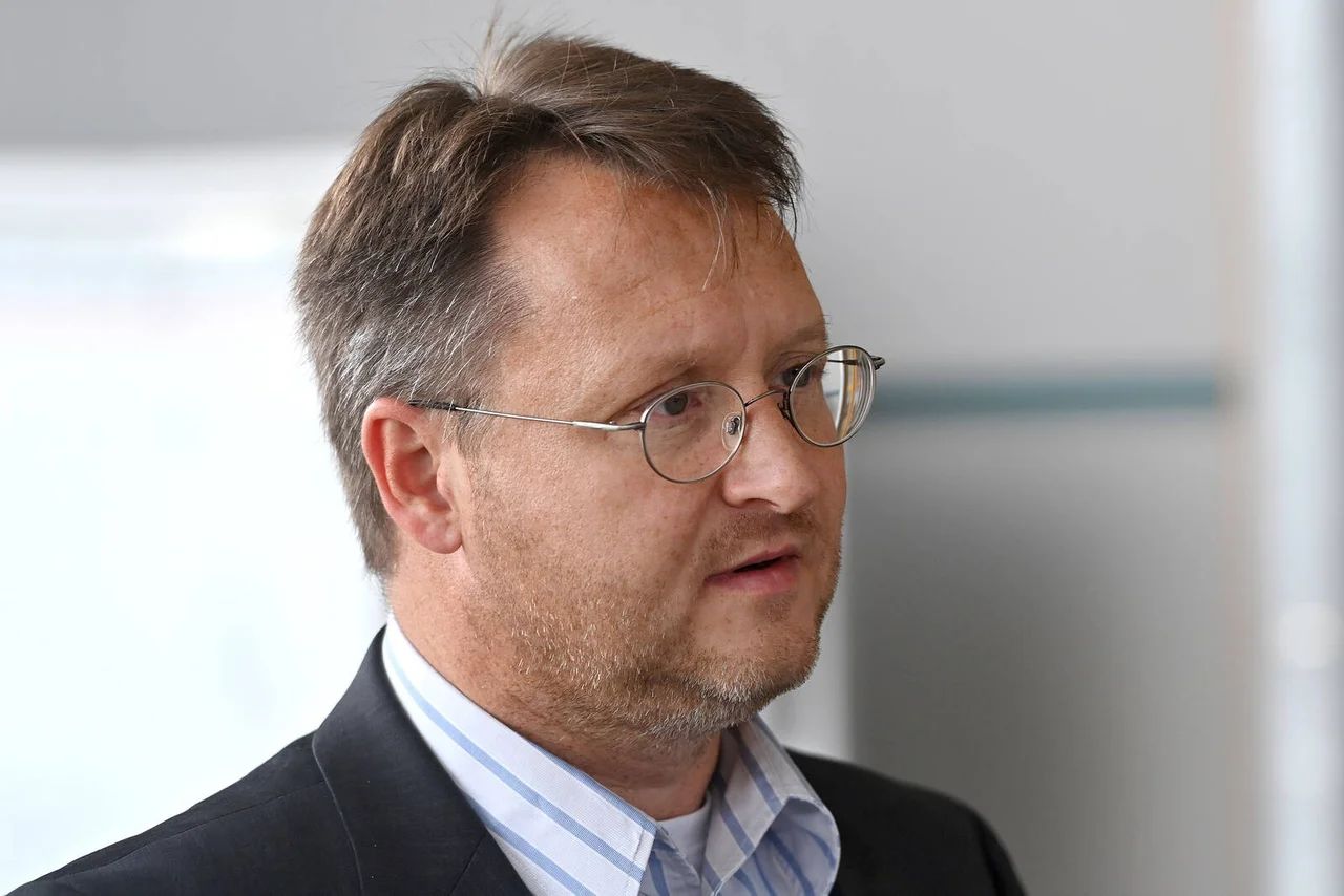 Innerhalb von rund einem Jahr wurden in dem von der AfD regierten Landkreis 20 Abschiebungen eingeleitet, von denen die meisten auch erfolgreich durchgeführt wurden.