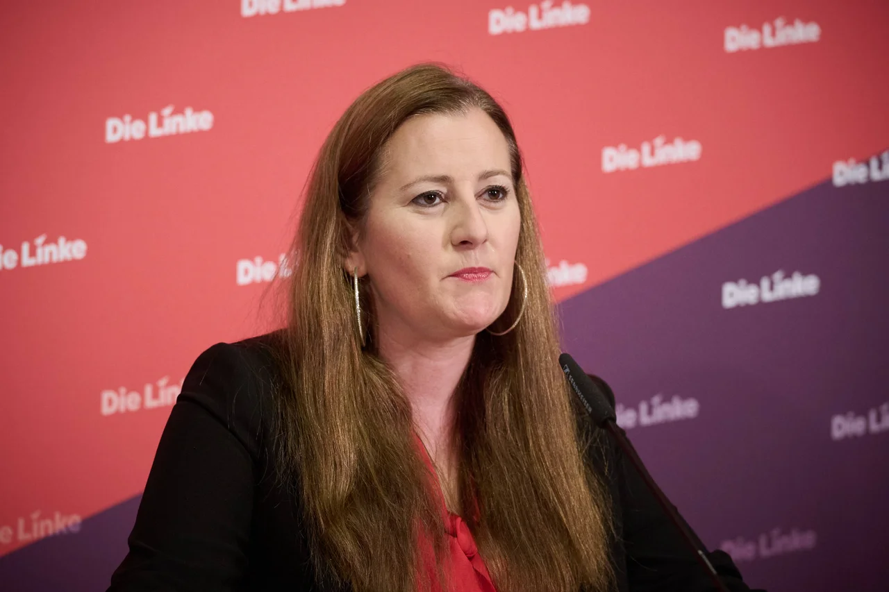 Janine Wissler bei einer Pressekonferenz im Karl-Liebknecht-Haus in Berlin.
