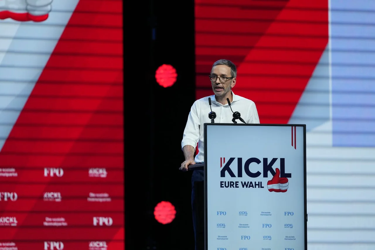 Auch nach der Wahl am vergangenen Sonntag liegt die FPÖ in den Umfragen vorne.