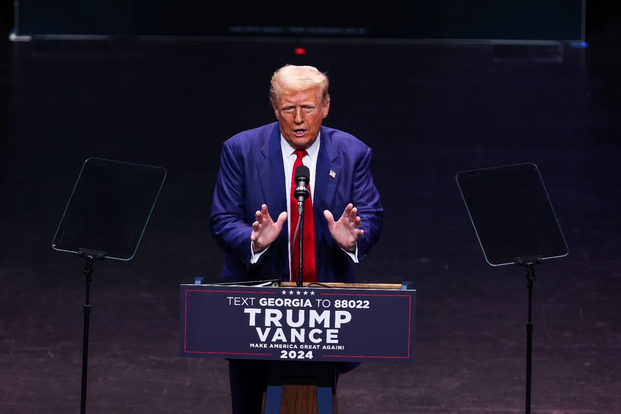 Trump kritisiert Bidens ablehnende Haltung zu einem Angriff auf den Iran.