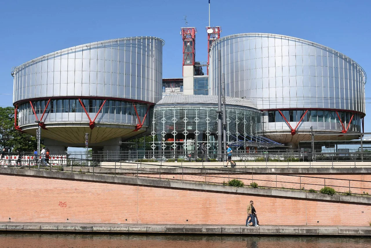 Der EGMR hat nicht nur Deutschland, sondern auch Griechenland zur Zahlung einer Entschädigung an einen Syrer verurteilt.