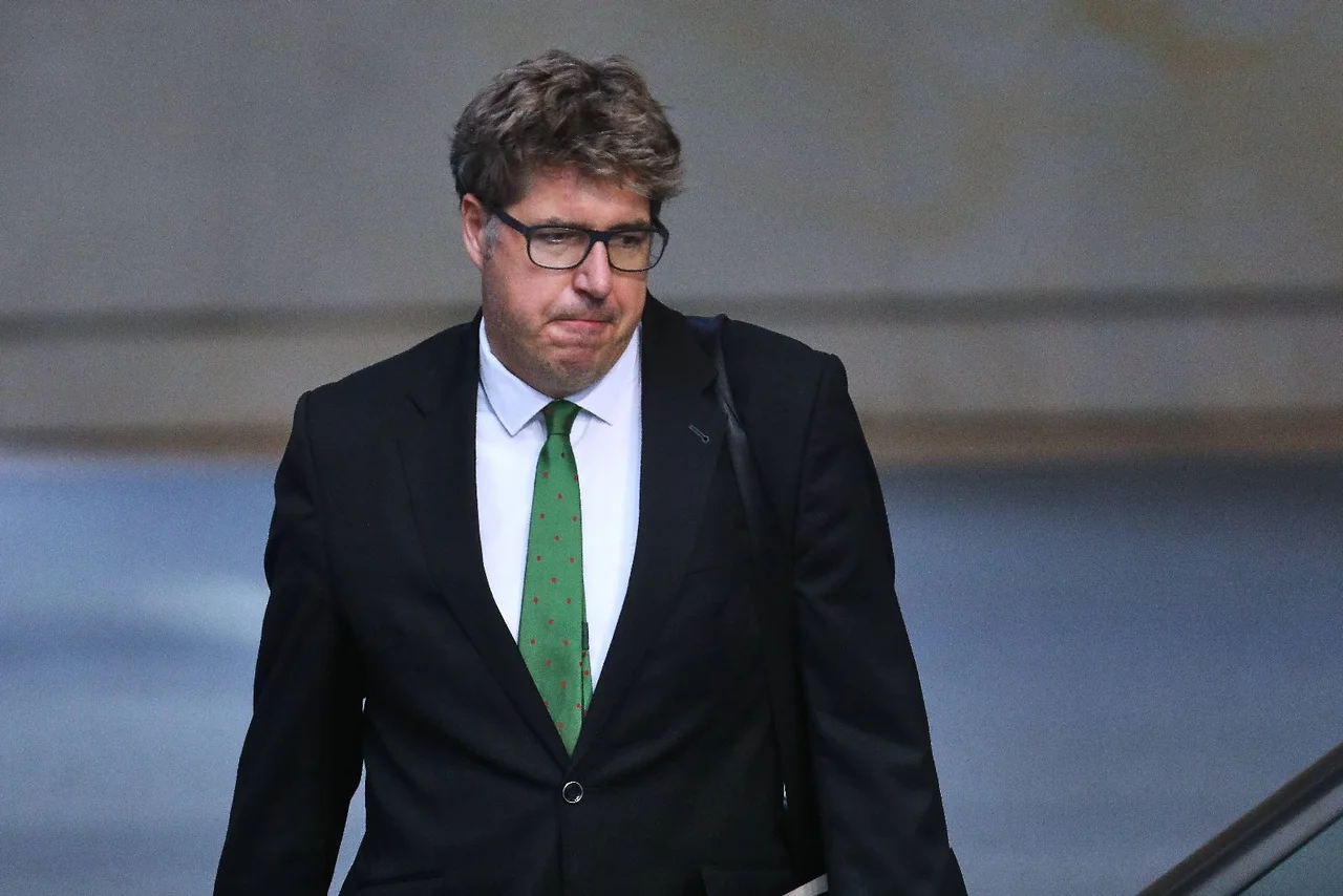 Kellner wirft dem VW-Konzern vor, die Entwicklung der Elektromobilität verschlafen zu haben.