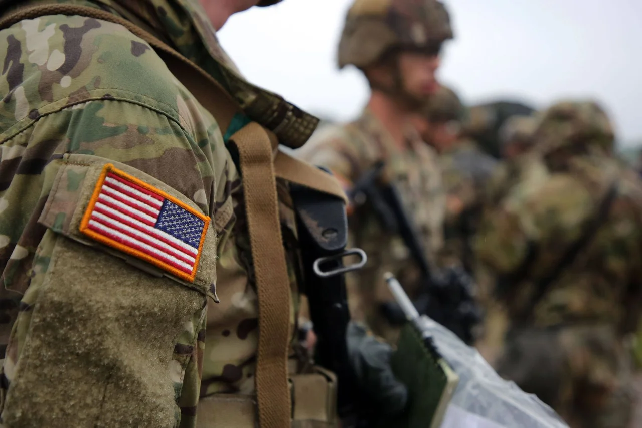 Ein US-Soldat wurde verdächtigt, den 28-jährigen Michael Ovsjannikov mit einem Messer tödlich verletzt zu haben. Sein Freispruch sorgte für Empörung.