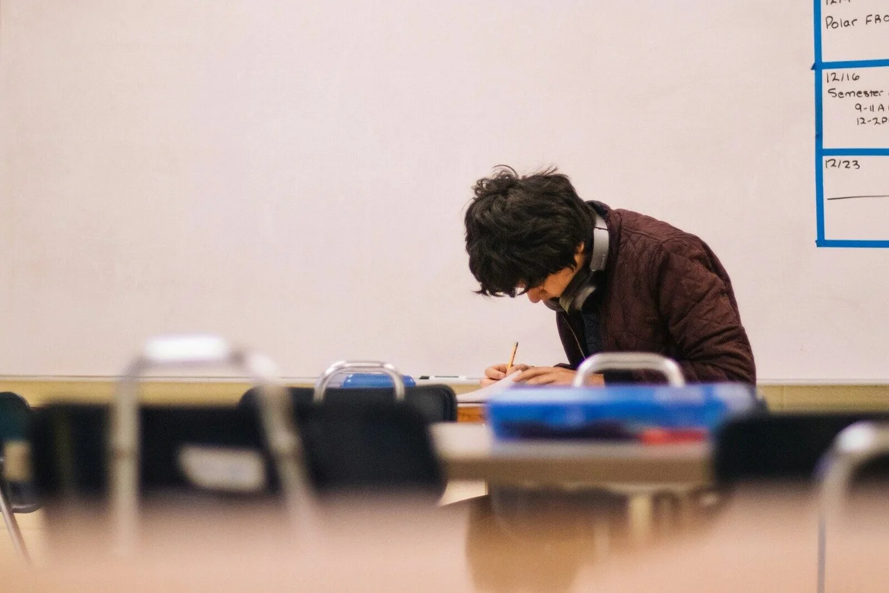 Besonders dynamisch ist der Zuzug von Studenten aus Drittstaaten, Auszubildenden und Personen, die ihre ausländischen Abschlüsse anerkennen lassen wollen. 