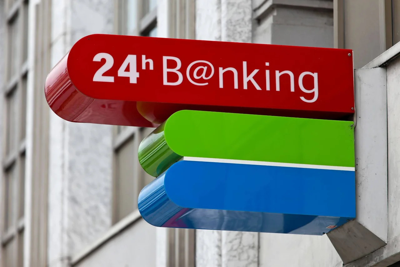 Vielen Kritikern und unbequemen Stimmen wurde in den letzten Jahren das Bankkonto gekündigt.