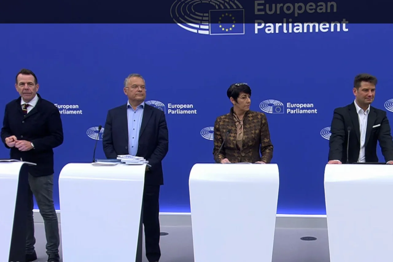 AfD und FPÖ fordern eigenen Untersuchungsausschuss zur Aufarbeitung der Coronapolitik.