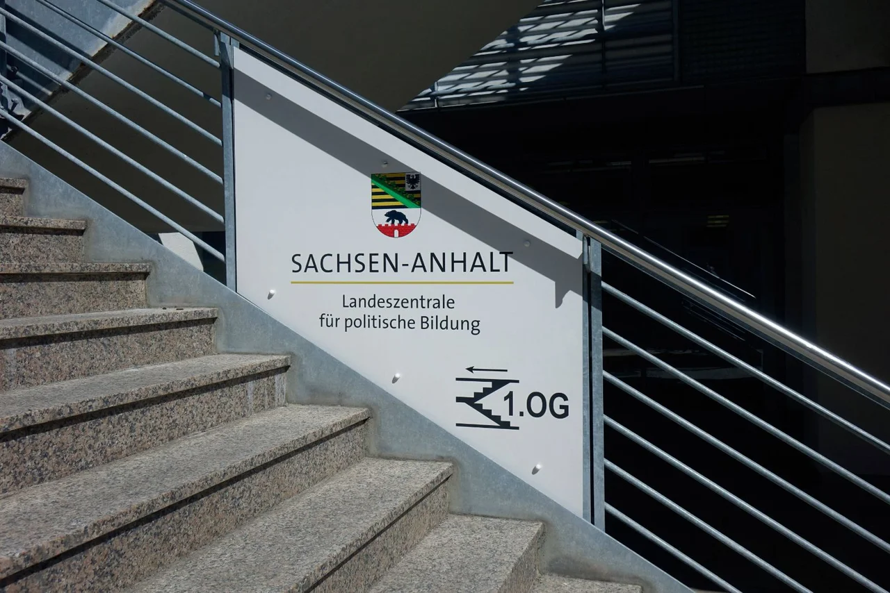 Wenn es nach der AfD geht, soll die Landeszentrale für politische Bildung in Sachsen-Anhalt einem neuen Institut mit anderer Ausrichtung weichen.