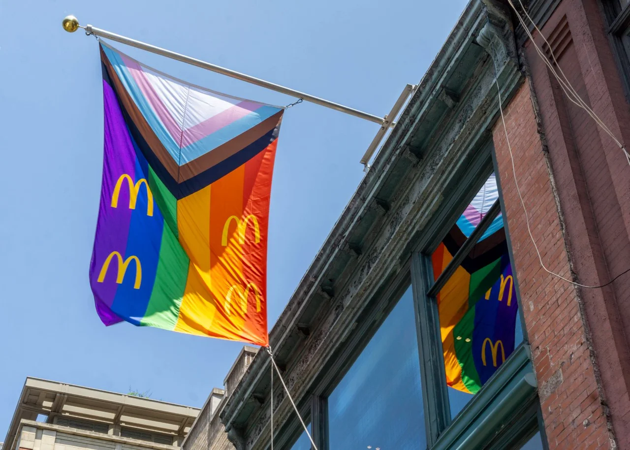 McDonald's will künftig bei der Beauftragung von Lieferanten auf Diversity-Ziele verzichten.