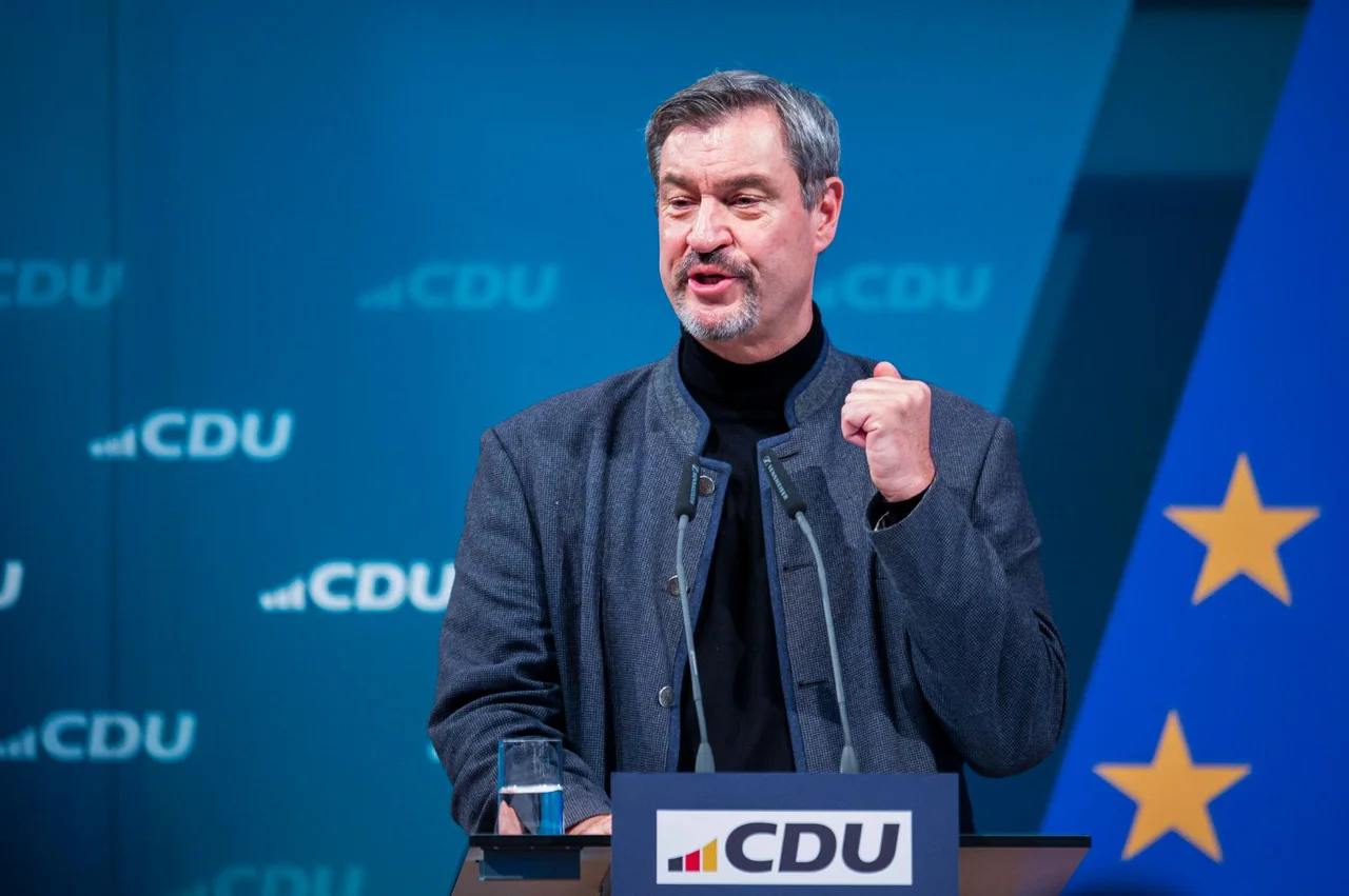 Wegen der hohen Zahl ausreisepflichtiger Ausländer in Bayern sieht sich Markus Söder derzeit heftiger Kritik der AfD ausgesetzt. 